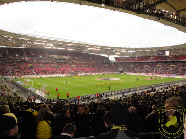 Stuttgart-BVB 23.04.16 009.JPG